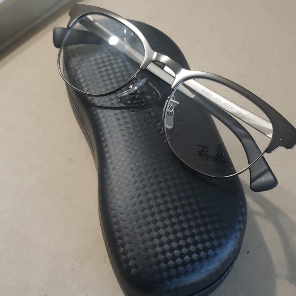 Eyeglasses